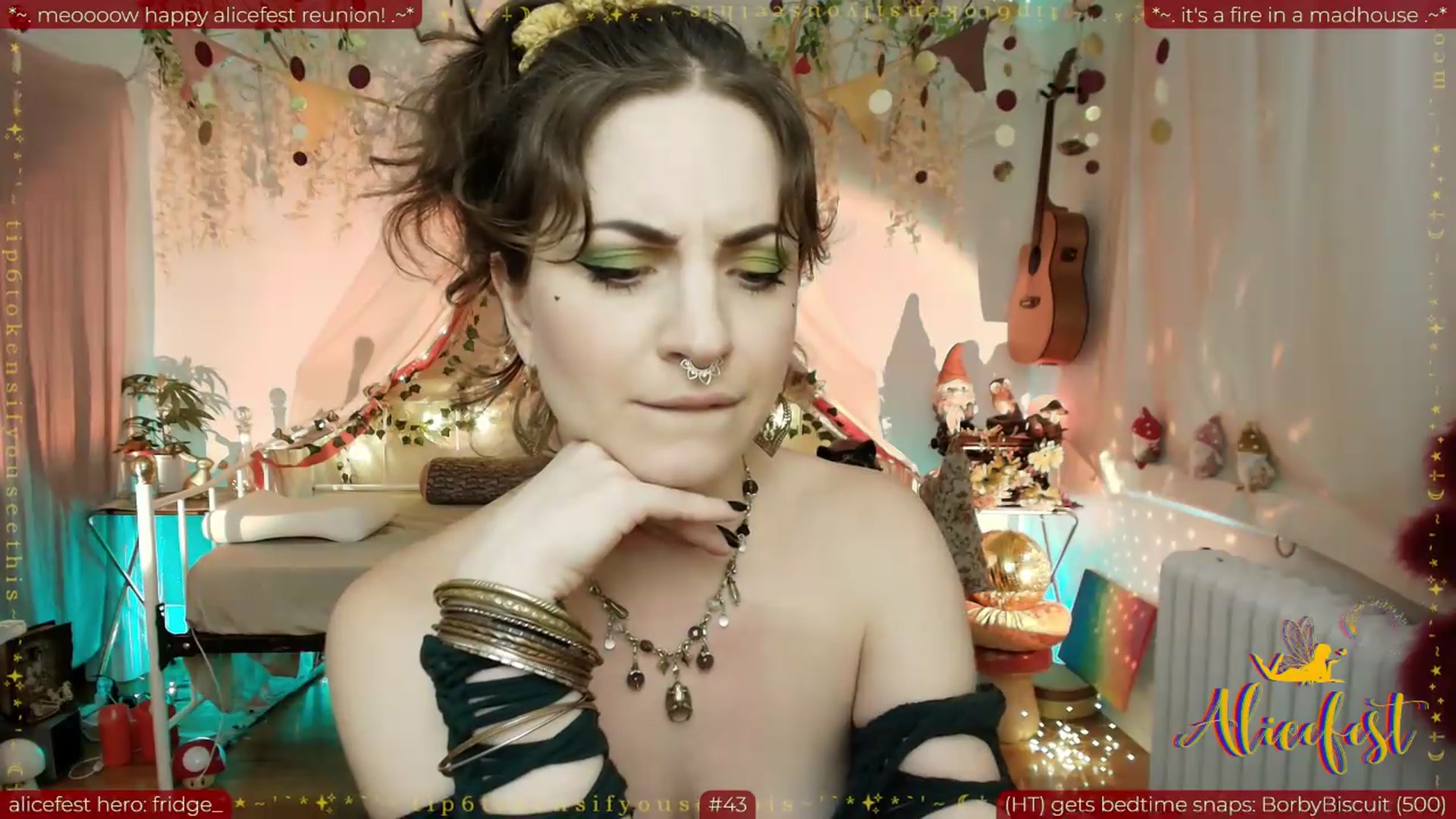 Gallery image thumbnail from aliceisonfire's myfreecams stream on, 09/03/2026, 24:02 image 19 of 20