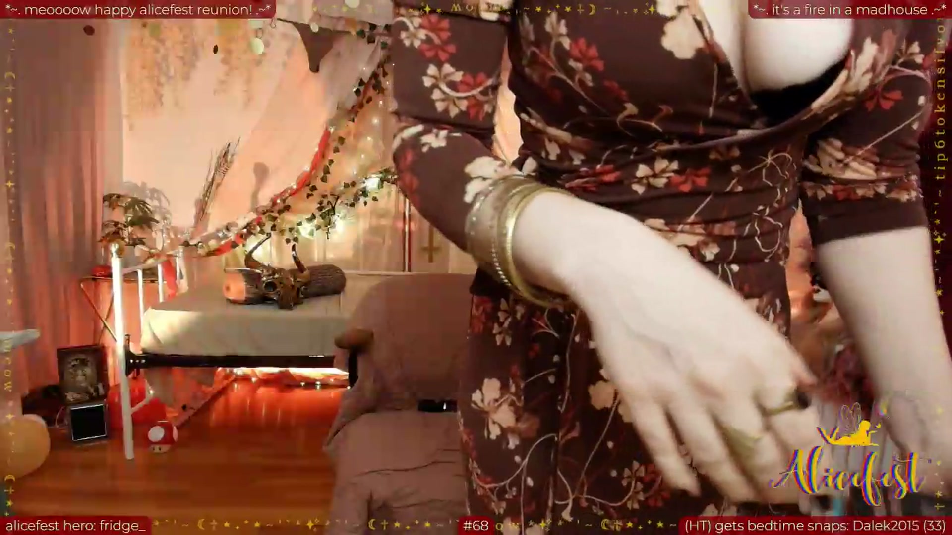 Gallery image thumbnail from aliceisonfire's myfreecams stream on, 09/09/2026, 24:13 image 6 of 20