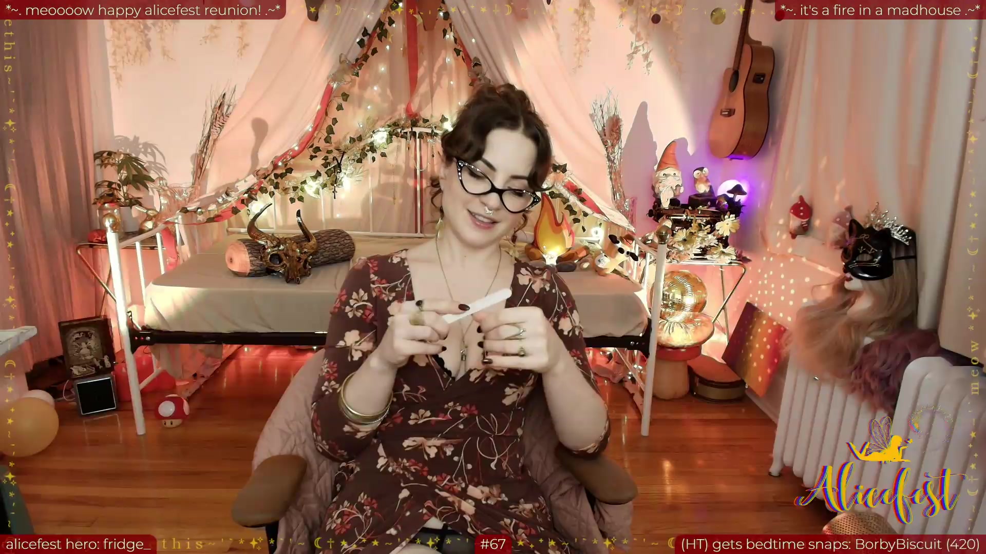Gallery image thumbnail from aliceisonfire's myfreecams stream on, 09/09/2026, 24:13 image 19 of 20