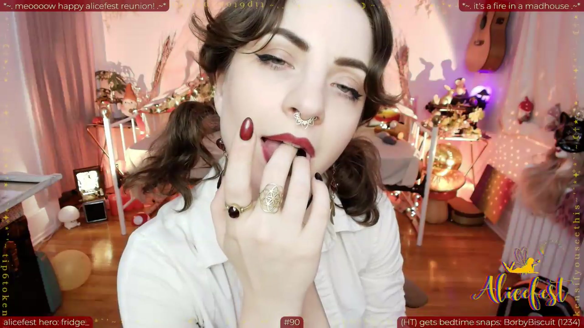 Gallery image thumbnail from aliceisonfire's myfreecams stream on, 09/12/2026, 06:56 image 15 of 20
