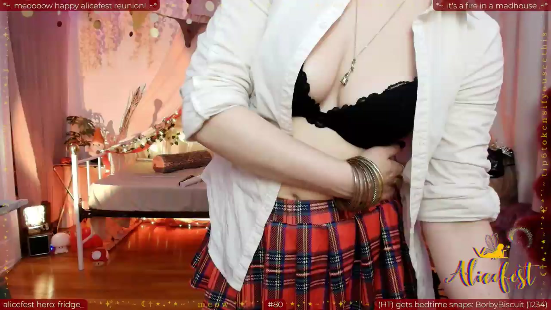 Gallery image thumbnail from aliceisonfire's myfreecams stream on, 09/12/2026, 10:10 image 2 of 20