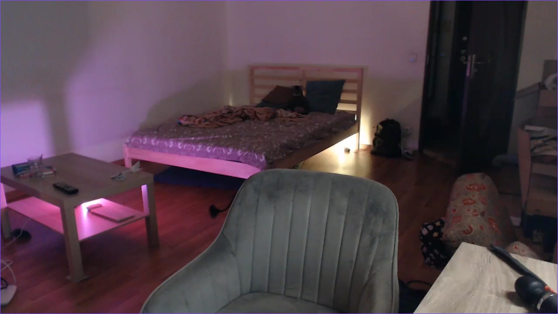 Gallery image thumbnail from alicesmithmfc's myfreecams stream on, 01/01/2023, 19:30 image 20 of 20