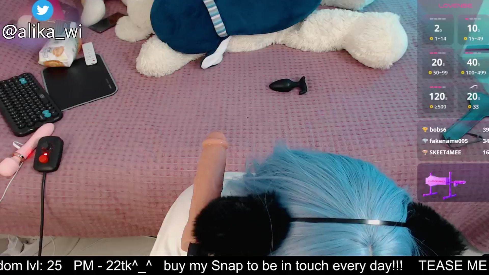 Gallery image thumbnail from alikaful's myfreecams stream on, 03/03/2025, 11:21 image 12 of 20