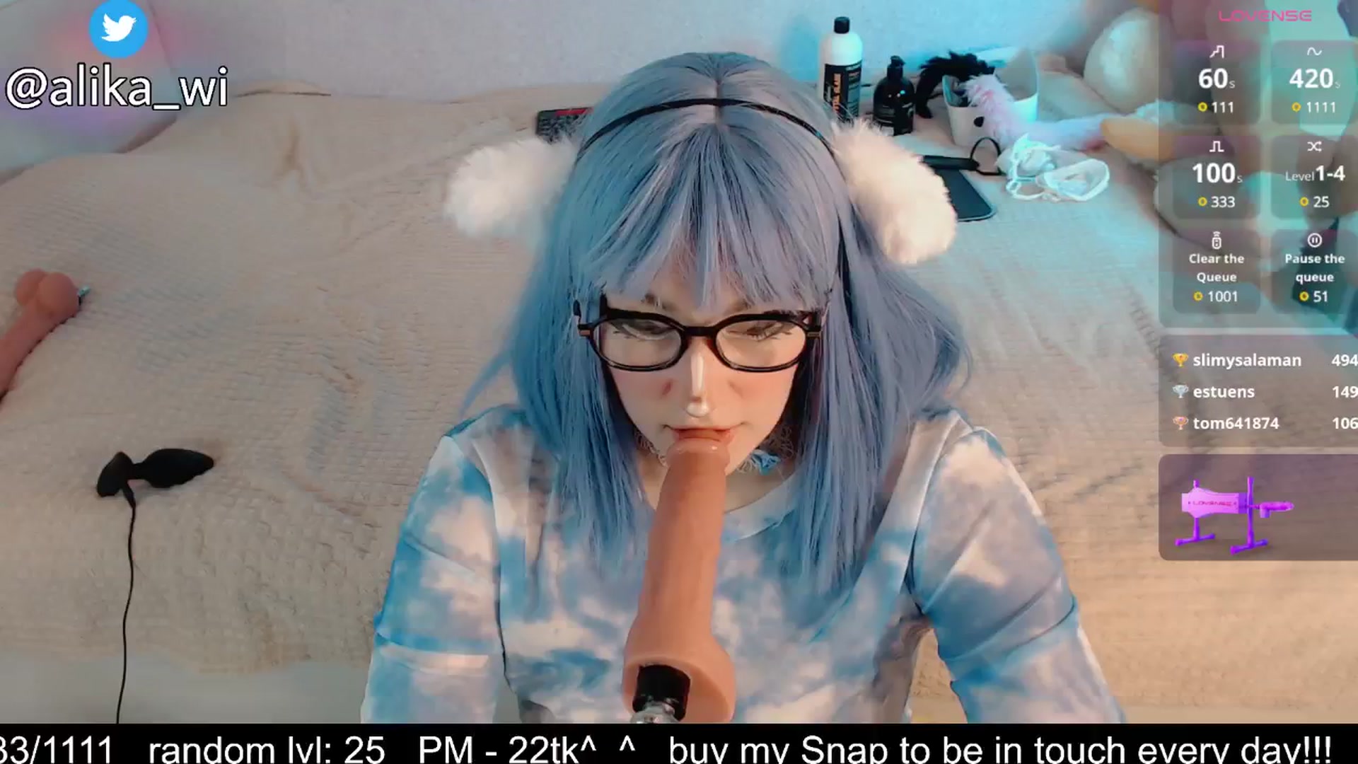 Gallery image thumbnail from alikaful's myfreecams stream on, 03/19/2025, 14:27 image 18 of 20