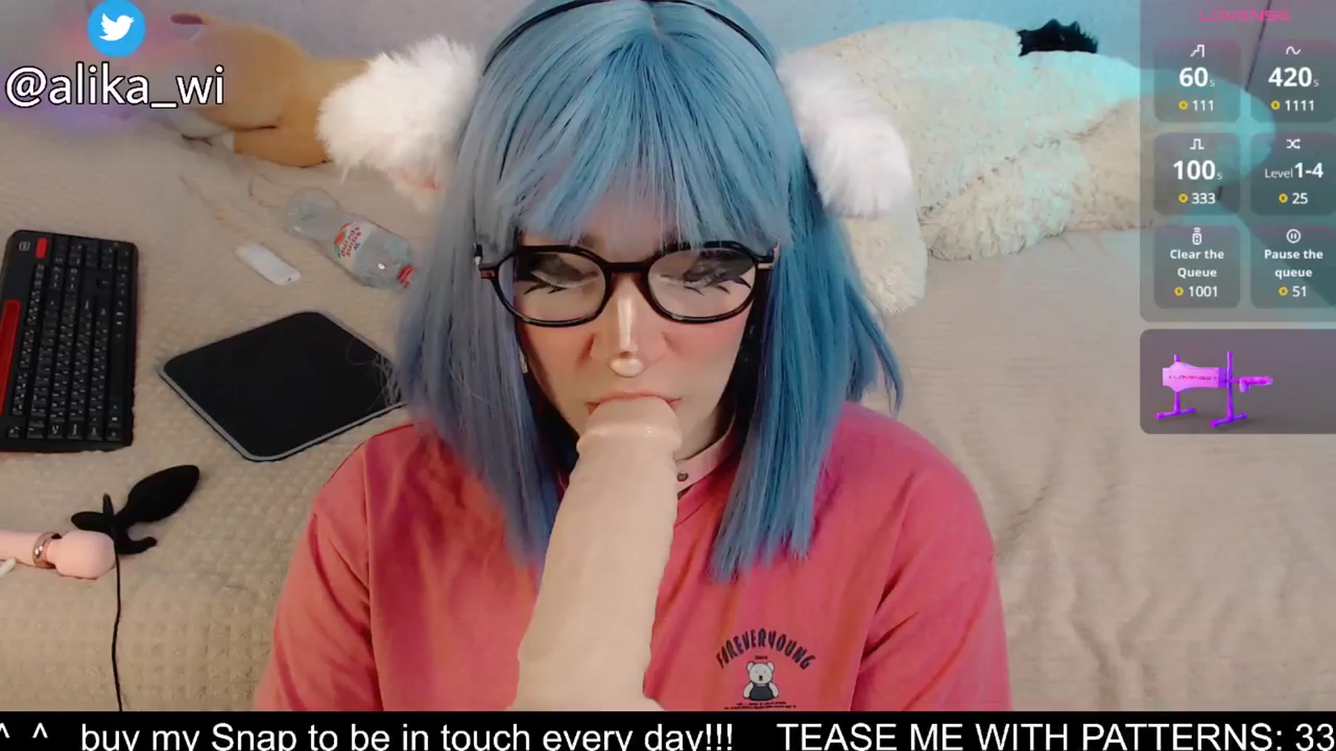 Gallery image thumbnail from alikaful's myfreecams stream on, 03/20/2025, 14:41 image 4 of 20