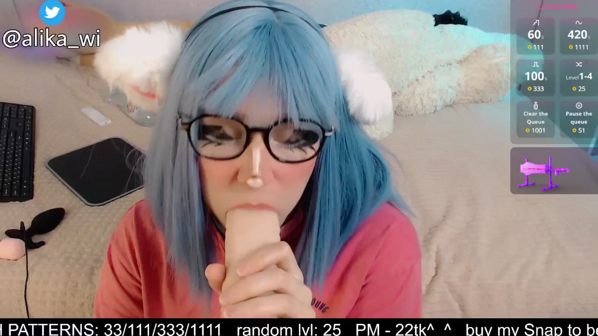 Gallery image thumbnail from alikaful's myfreecams stream on, 03/20/2025, 14:41 image 2 of 20