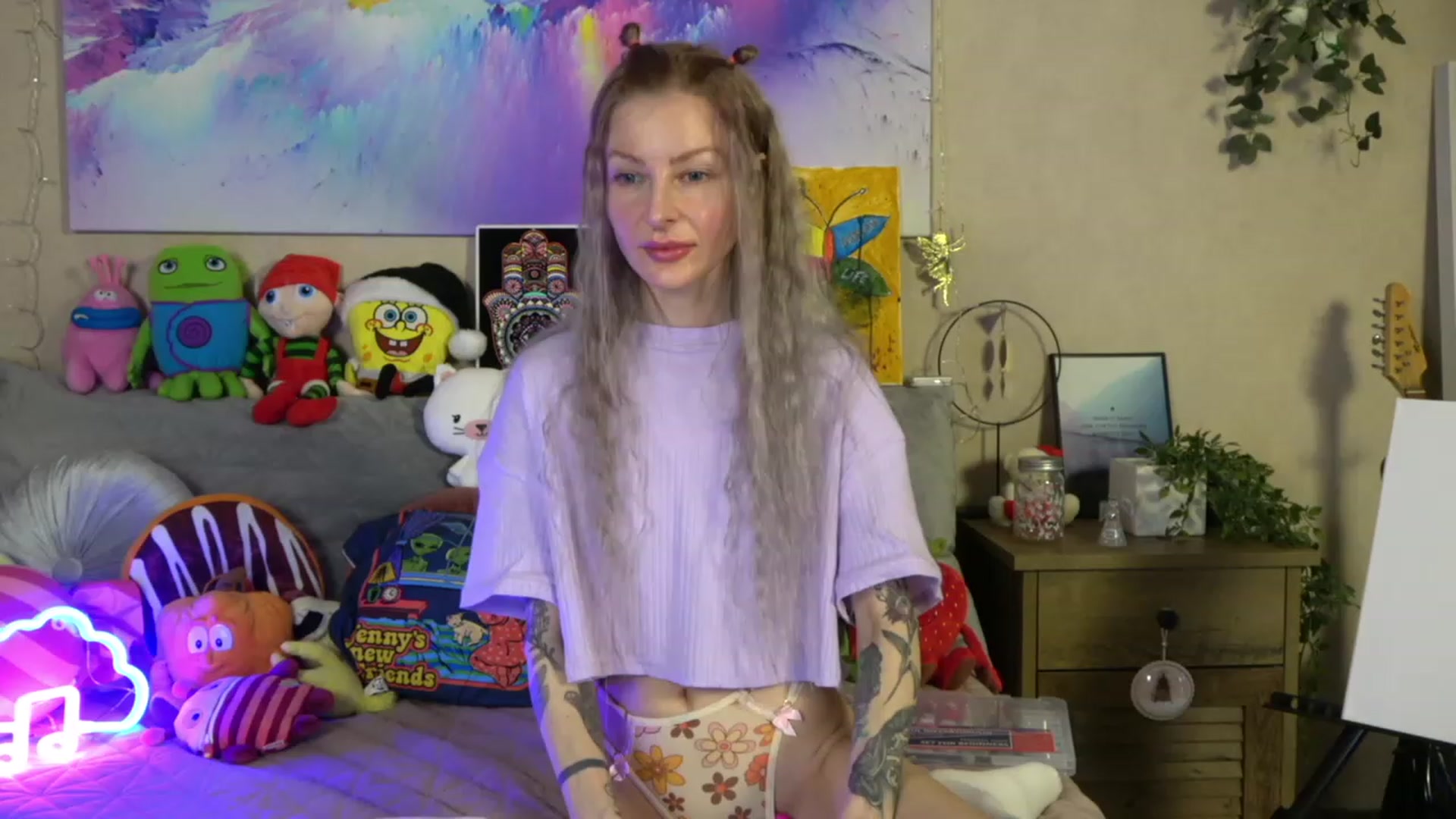 Gallery image thumbnail from alisiaelf's myfreecams stream on, 01/31/2023, 09:41 image 3 of 20