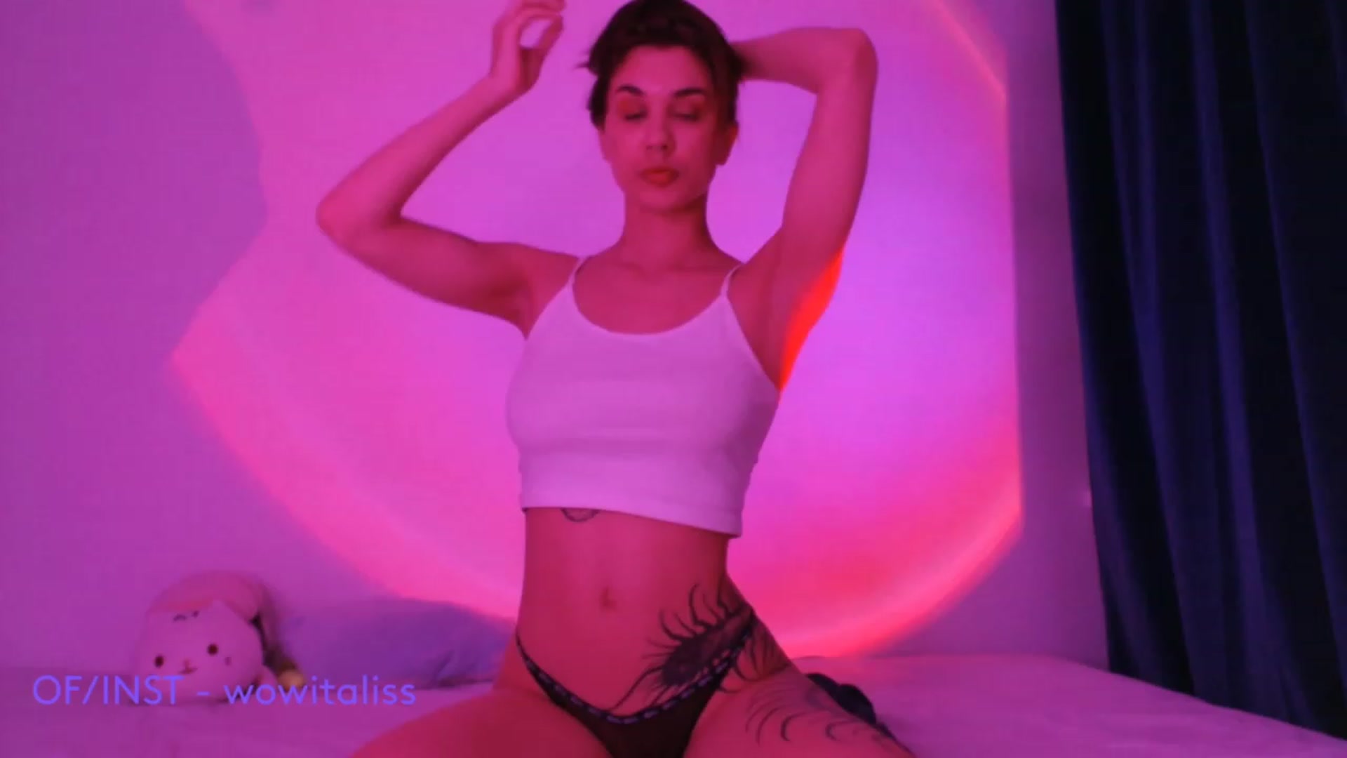 Gallery image thumbnail from alisswow's myfreecams stream on, 01/09/2023, 19:47 image 1 of 20