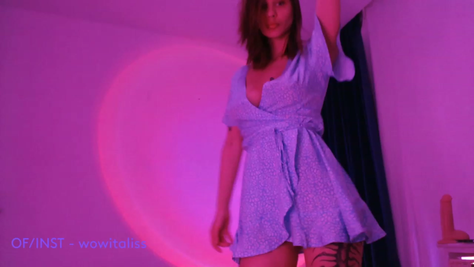 Gallery image thumbnail from alisswow's myfreecams stream on, 01/13/2023, 18:29 image 18 of 20