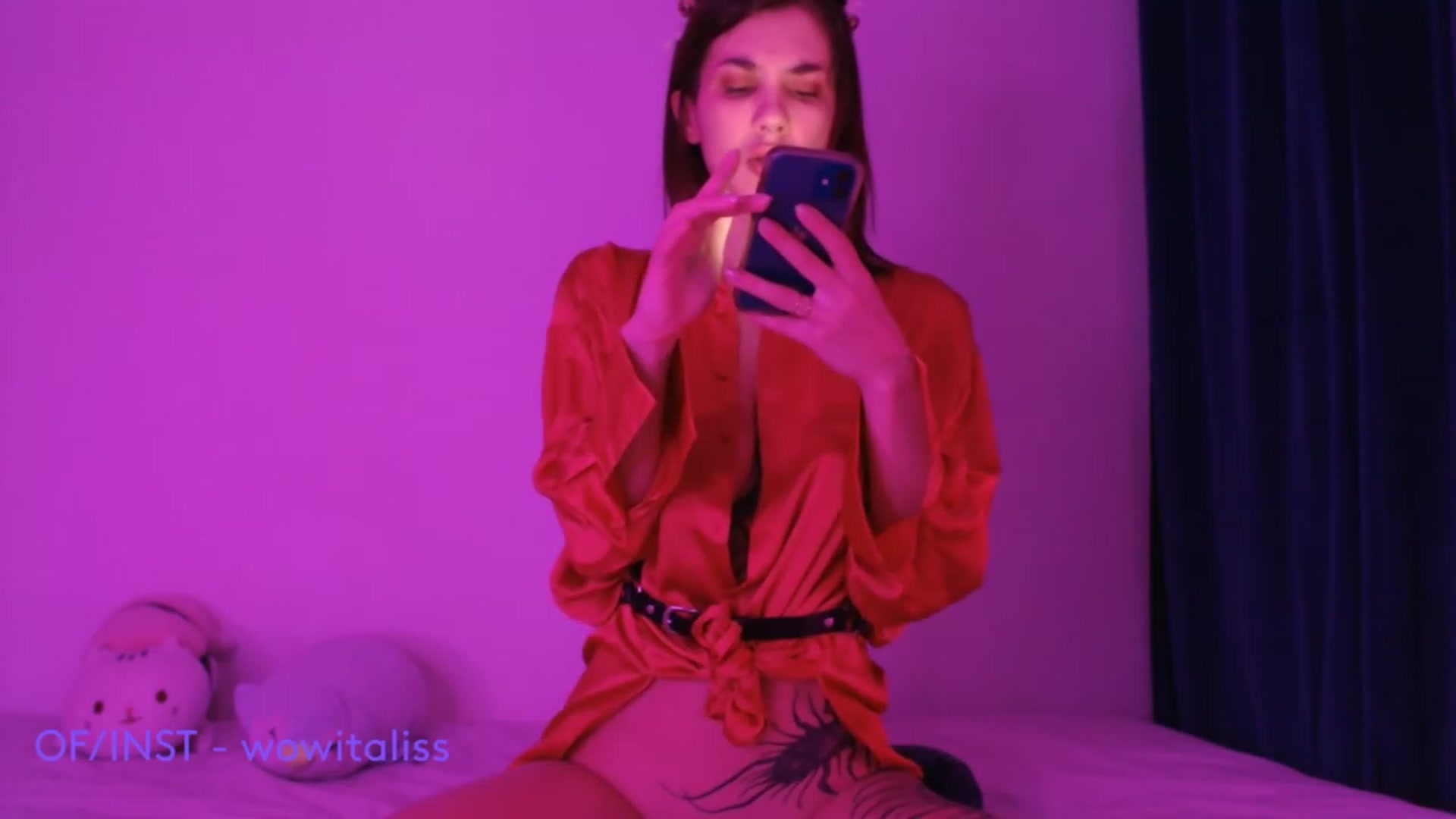 Gallery image thumbnail from alisswow's myfreecams stream on, 01/17/2023, 15:39 image 18 of 20