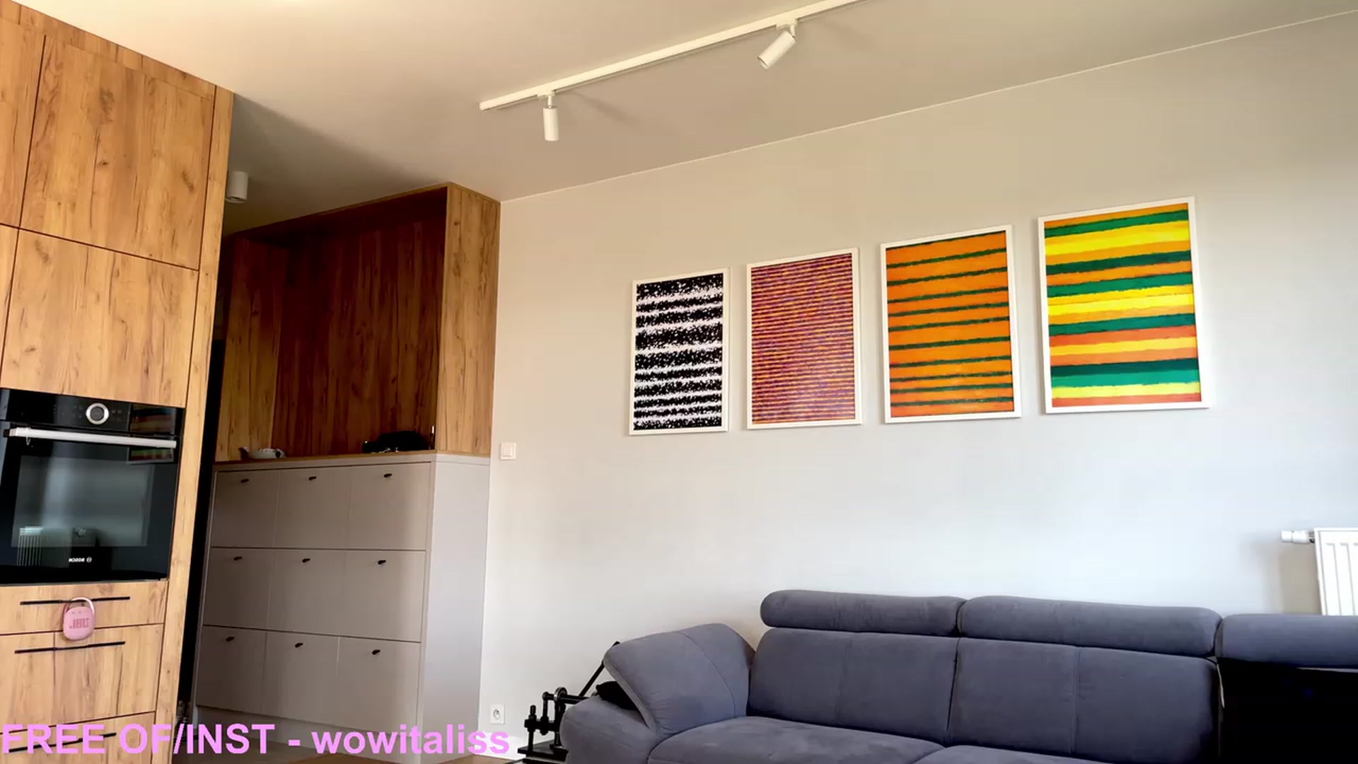 Gallery image thumbnail from alisswow's myfreecams stream on, 07/09/2023, 07:23 image 14 of 20