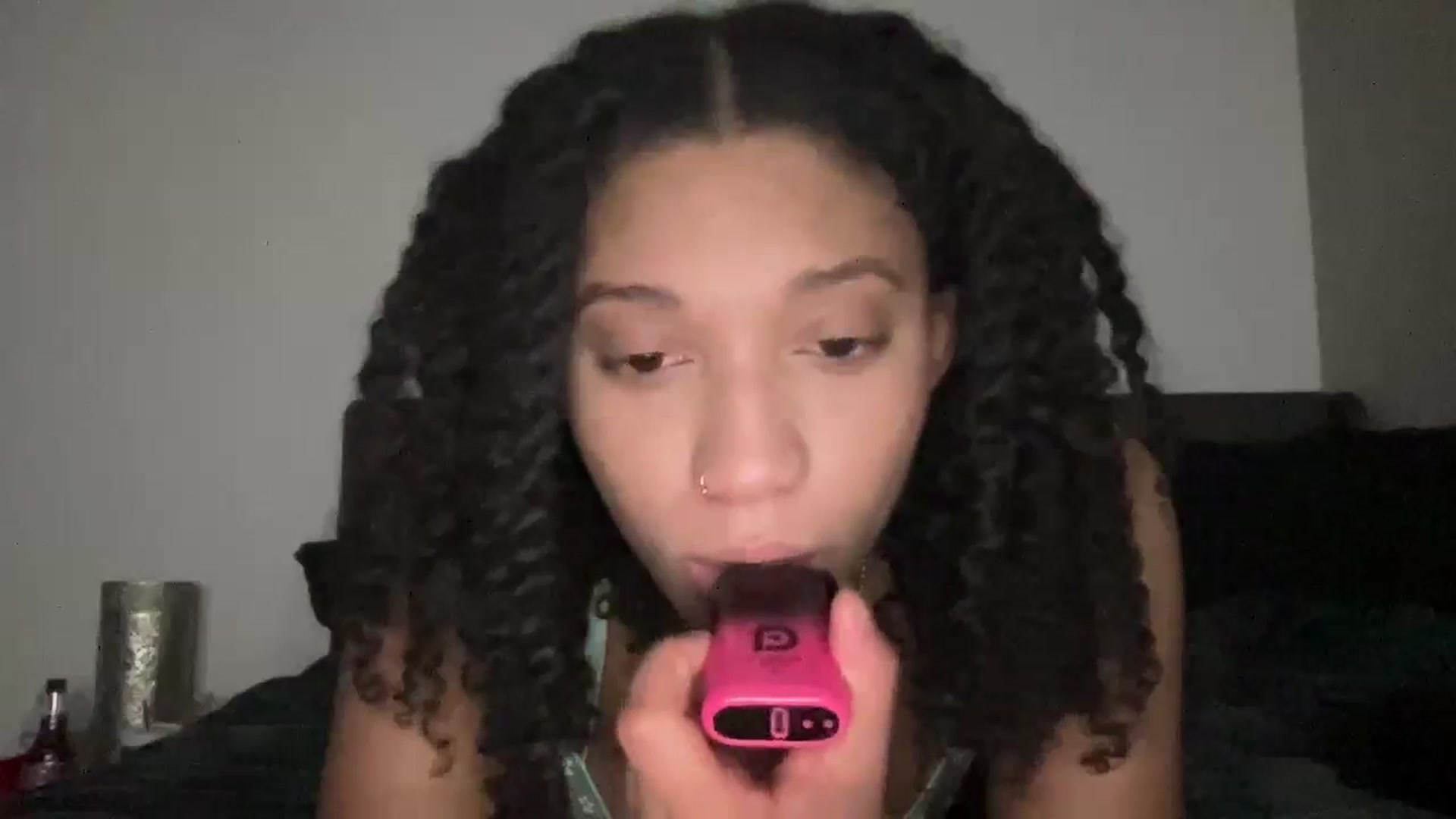 Gallery image thumbnail from aliyahluv's myfreecams stream on, 12/08/2024, 10:26 image 8 of 20