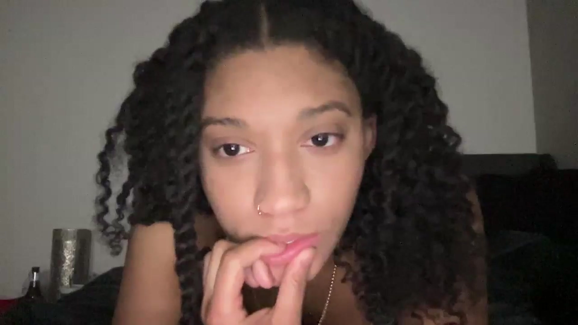 Gallery image thumbnail from aliyahluv's myfreecams stream on, 12/08/2024, 10:26 image 2 of 20