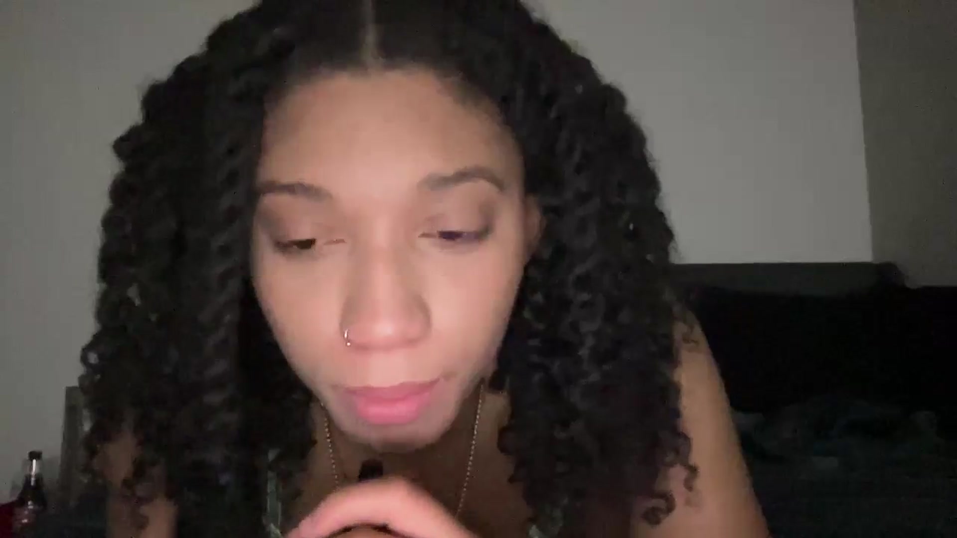 Gallery image thumbnail from aliyahluv's myfreecams stream on, 12/08/2024, 10:26 image 17 of 20