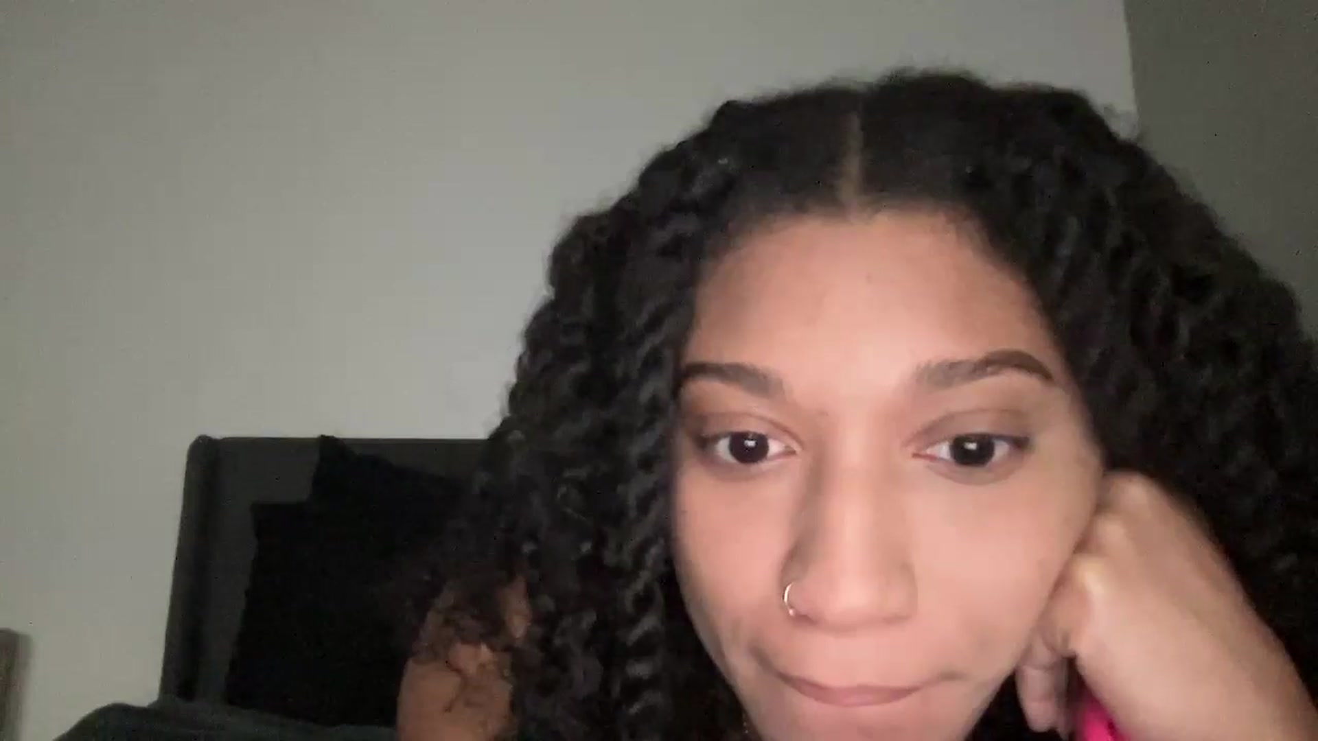 Gallery image thumbnail from aliyahluv's myfreecams stream on, 12/08/2024, 21:38 image 6 of 20