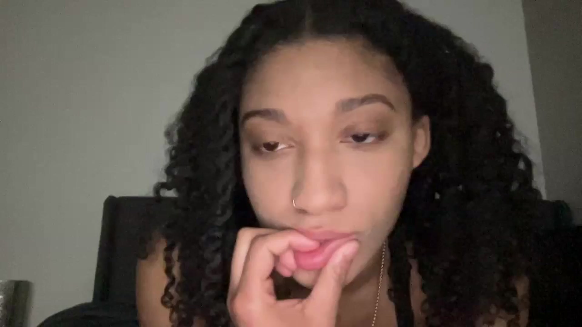 Gallery image thumbnail from aliyahluv's myfreecams stream on, 12/10/2024, 19:28 image 3 of 20