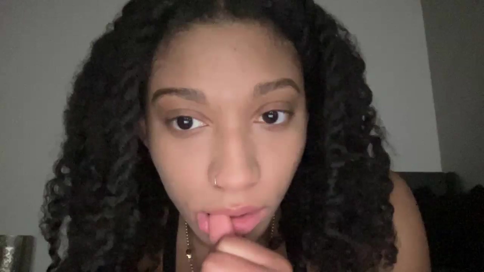Gallery image thumbnail from aliyahluv's myfreecams stream on, 12/10/2024, 19:28 image 20 of 20