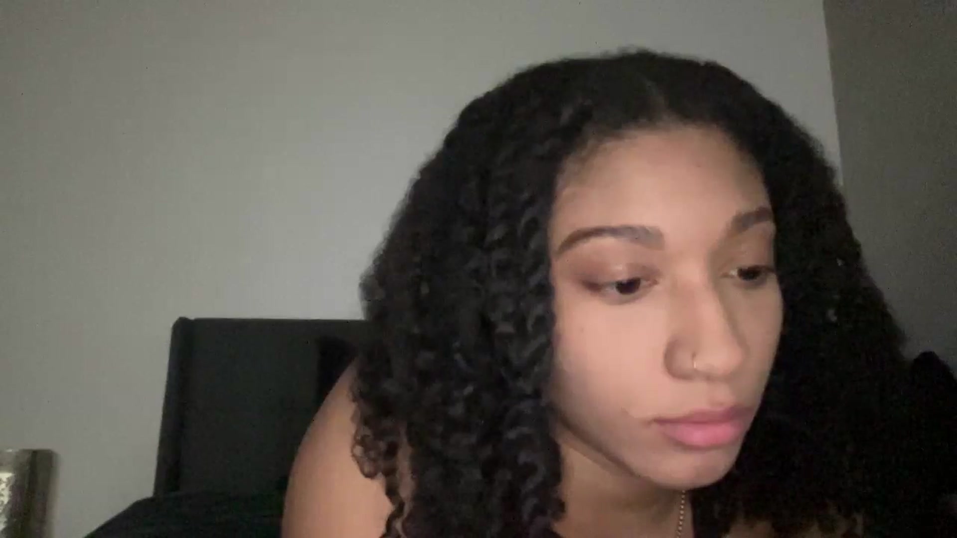 Gallery image thumbnail from aliyahluv's myfreecams stream on, 12/10/2024, 19:28 image 13 of 20