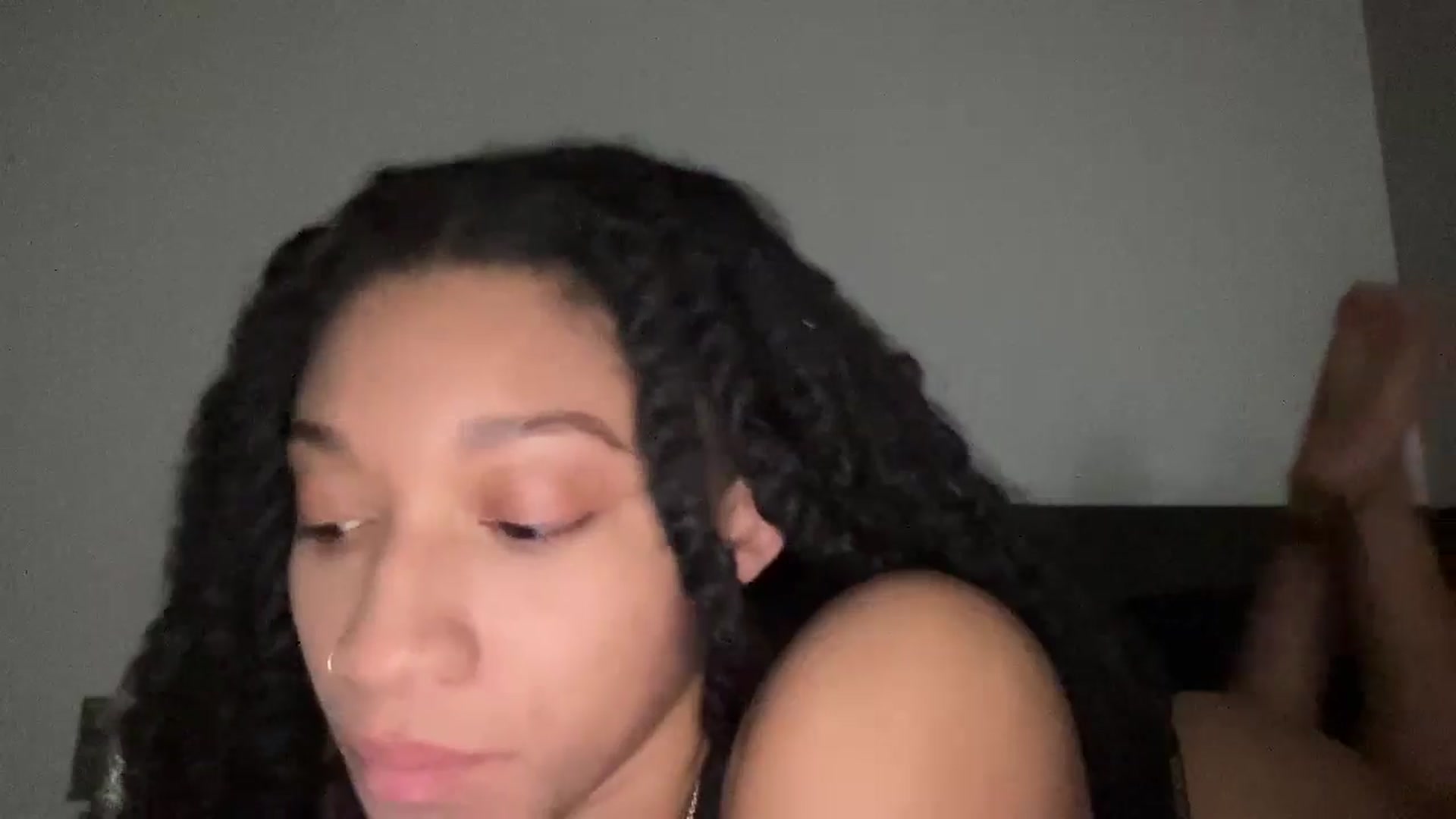Gallery image thumbnail from aliyahluv's myfreecams stream on, 12/10/2024, 20:20 image 4 of 20