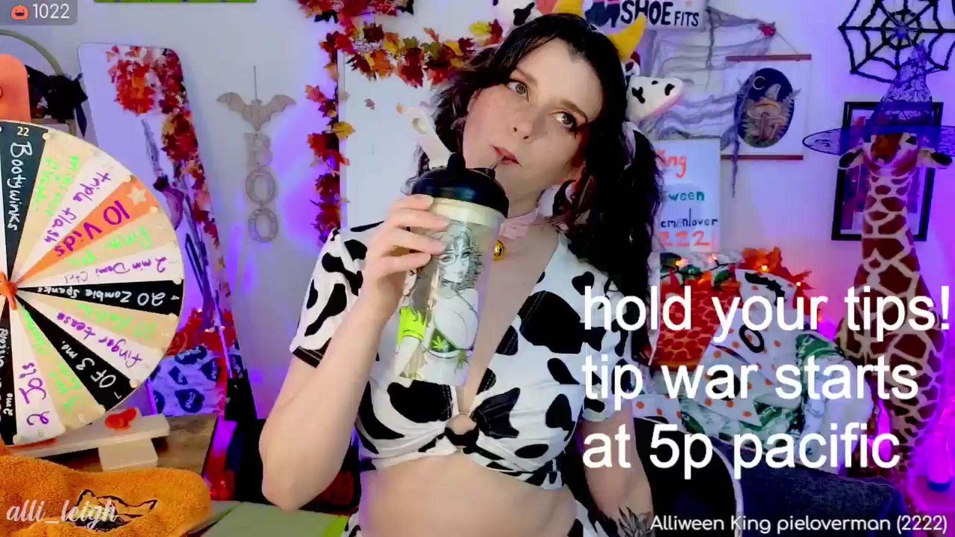 Gallery image thumbnail from alli_leigh's myfreecams stream on, 10/13/2024, 01:35 image 4 of 20