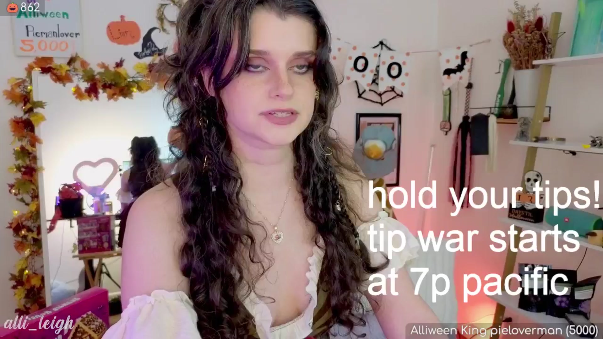 Gallery image thumbnail from alli_leigh's myfreecams stream on, 10/19/2024, 03:27 image 2 of 20