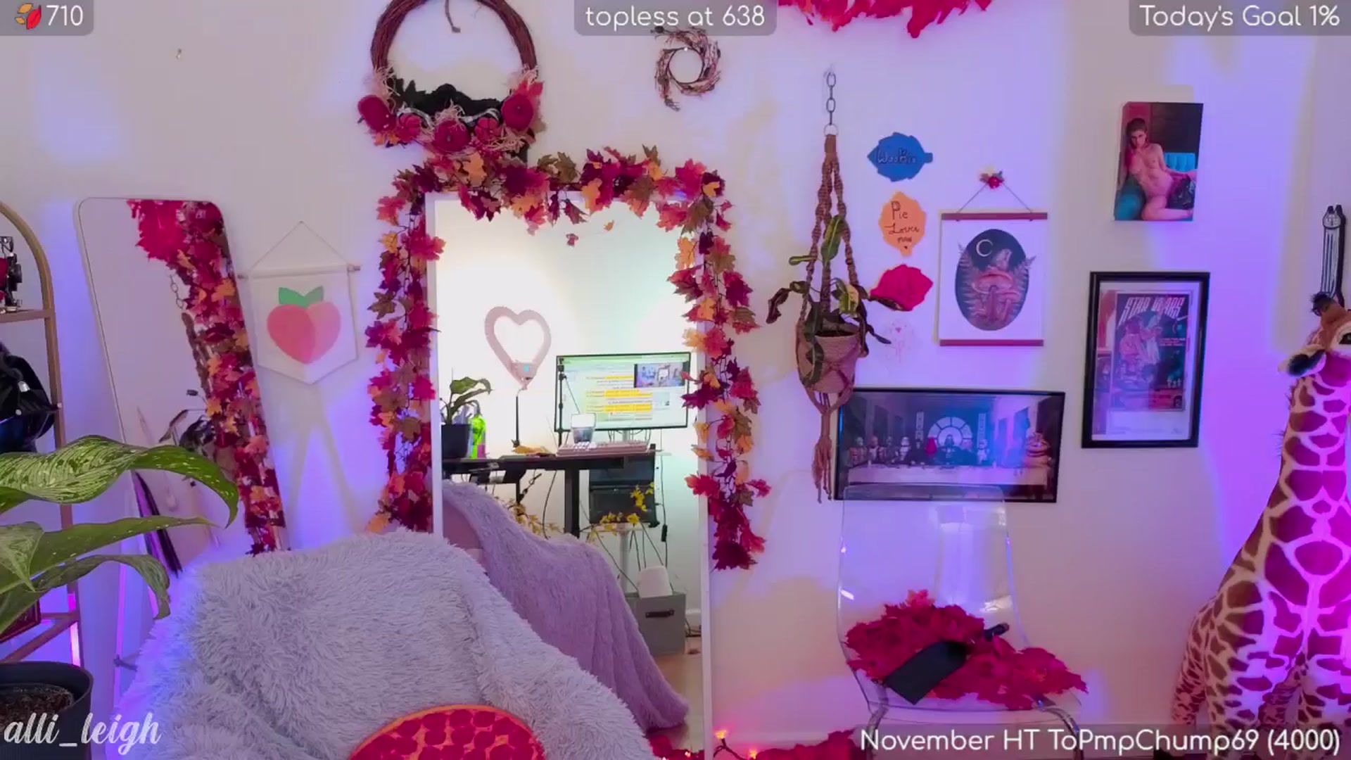 Gallery image thumbnail from alli_leigh's myfreecams stream on, 11/10/2024, 03:40 image 5 of 20