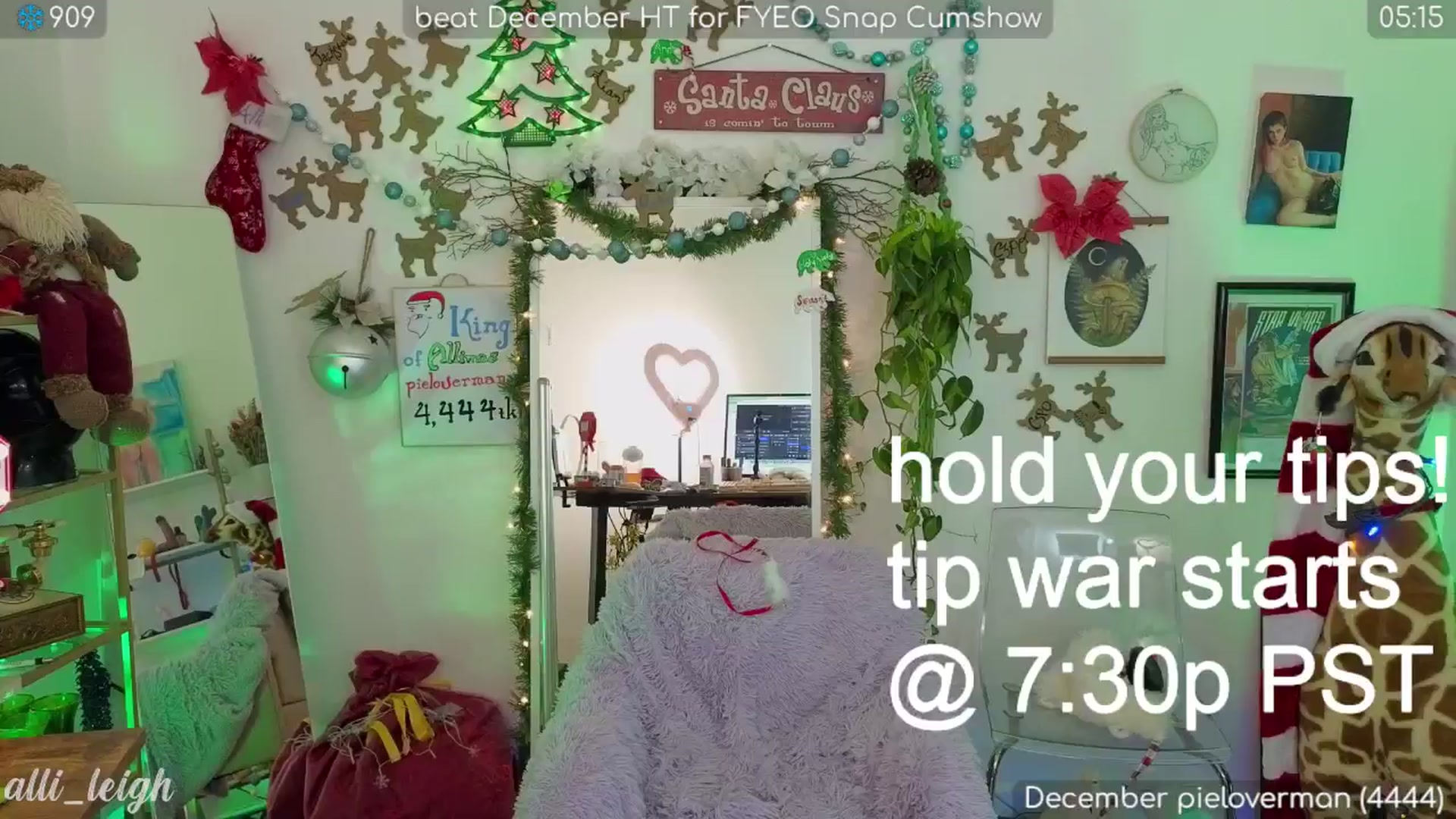 Gallery image thumbnail from alli_leigh's myfreecams stream on, 12/22/2024, 05:38 image 2 of 20