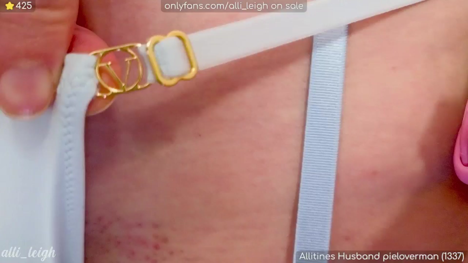 Gallery image thumbnail from alli_leigh's myfreecams stream on, 02/03/2025, 05:47 image 7 of 20