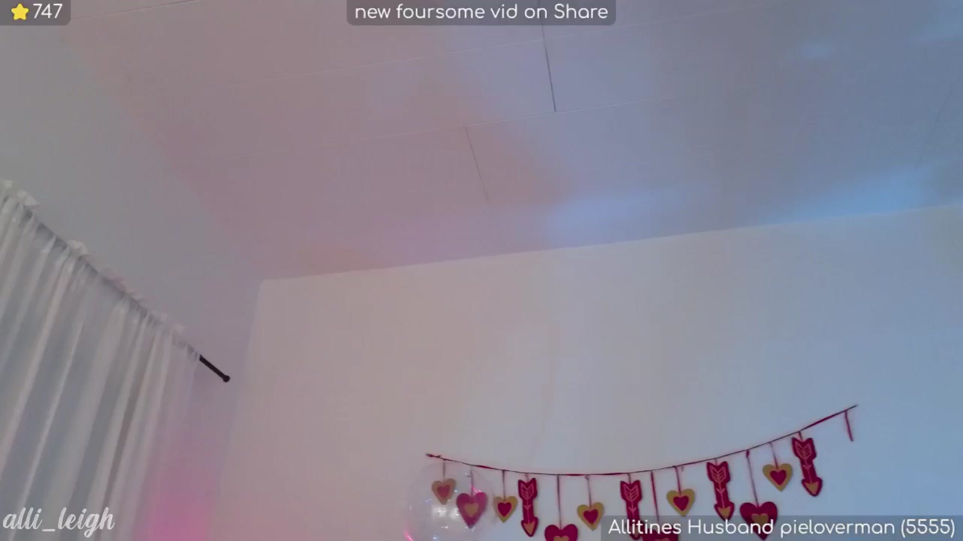 Gallery image thumbnail from alli_leigh's myfreecams stream on, 03/01/2025, 05:22 image 4 of 20