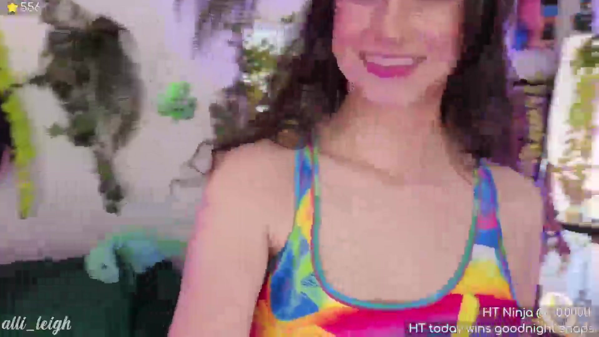Gallery image thumbnail from alli_leigh's myfreecams stream on, 03/30/2025, 24:45 image 16 of 20