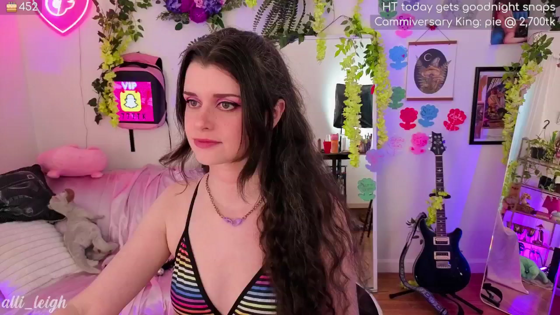 Gallery image thumbnail from alli_leigh's myfreecams stream on, 05/06/2025, 24:01 image 2 of 20