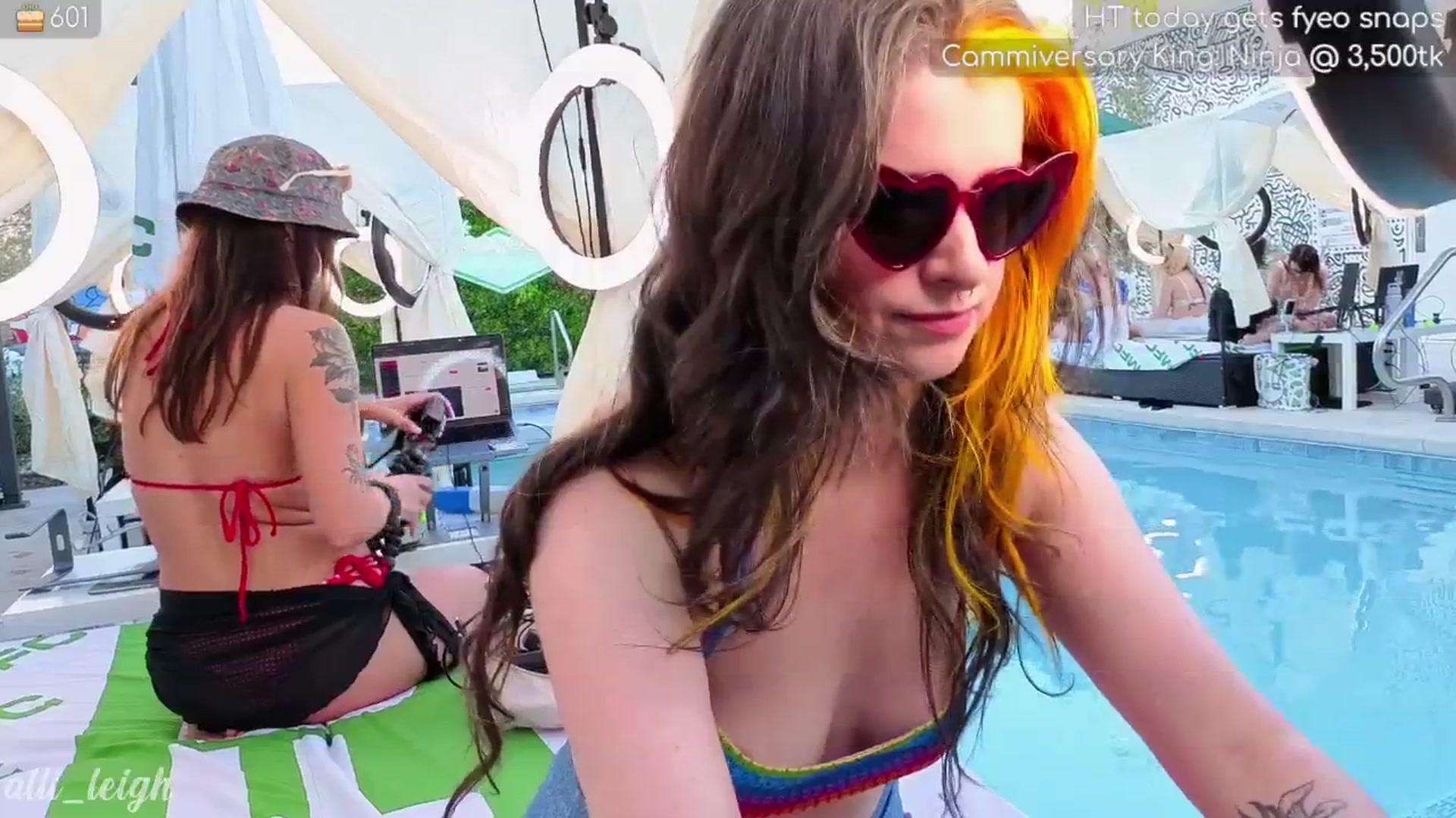 Gallery image thumbnail from alli_leigh's myfreecams stream on, 05/20/2025, 24:28 image 4 of 20