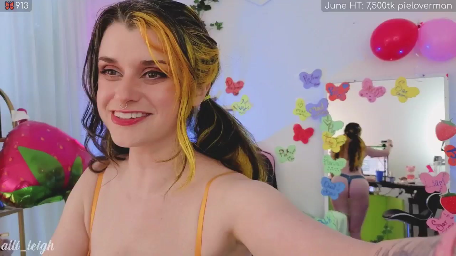 Gallery image thumbnail from alli_leigh's myfreecams stream on, 06/28/2025, 01:31 image 12 of 20