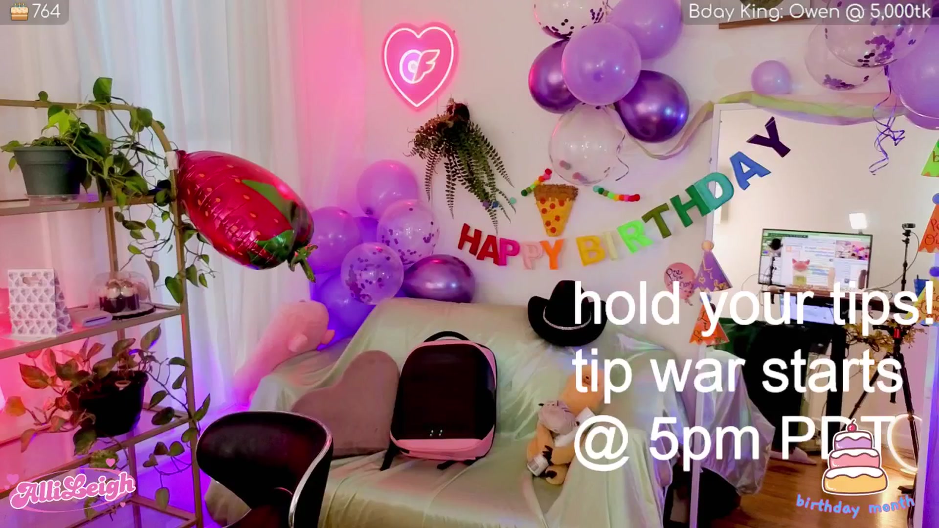 Gallery image thumbnail from alli_leigh's myfreecams stream on, 07/13/2025, 24:02 image 18 of 20