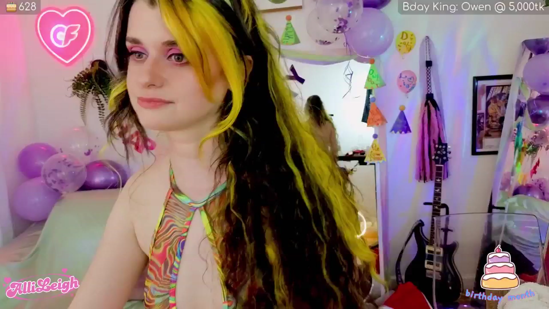 Gallery image thumbnail from alli_leigh's myfreecams stream on, 07/19/2025, 24:21 image 20 of 20