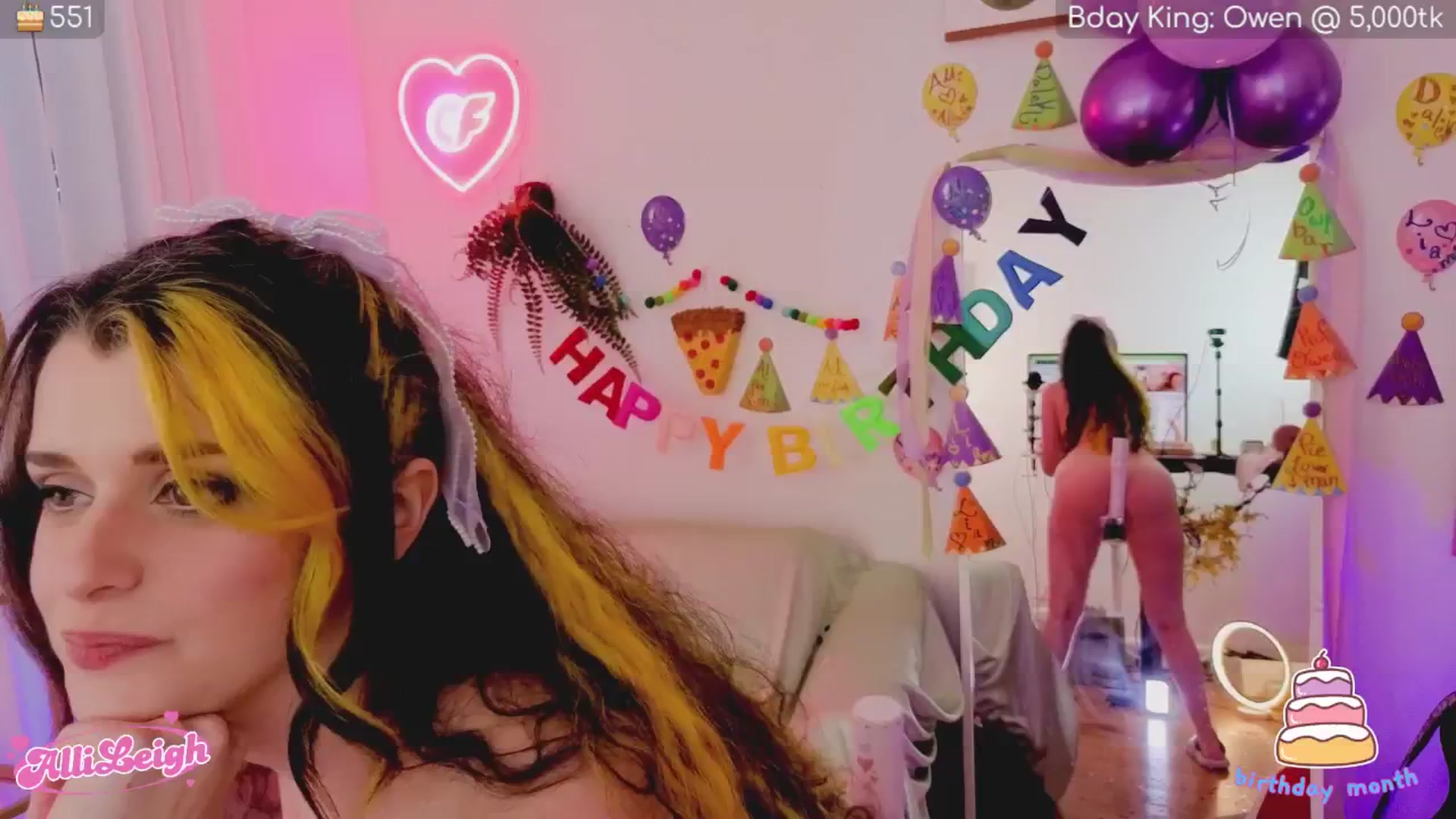 Gallery image thumbnail from alli_leigh's myfreecams stream on, 07/20/2025, 01:36 image 9 of 20