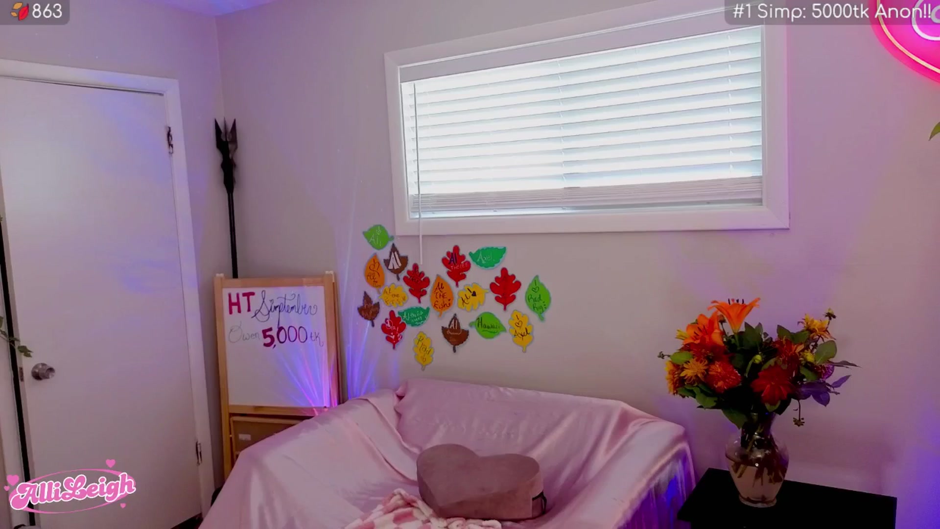 Gallery image thumbnail from alli_leigh's myfreecams stream on, 09/15/2025, 01:05 image 3 of 20