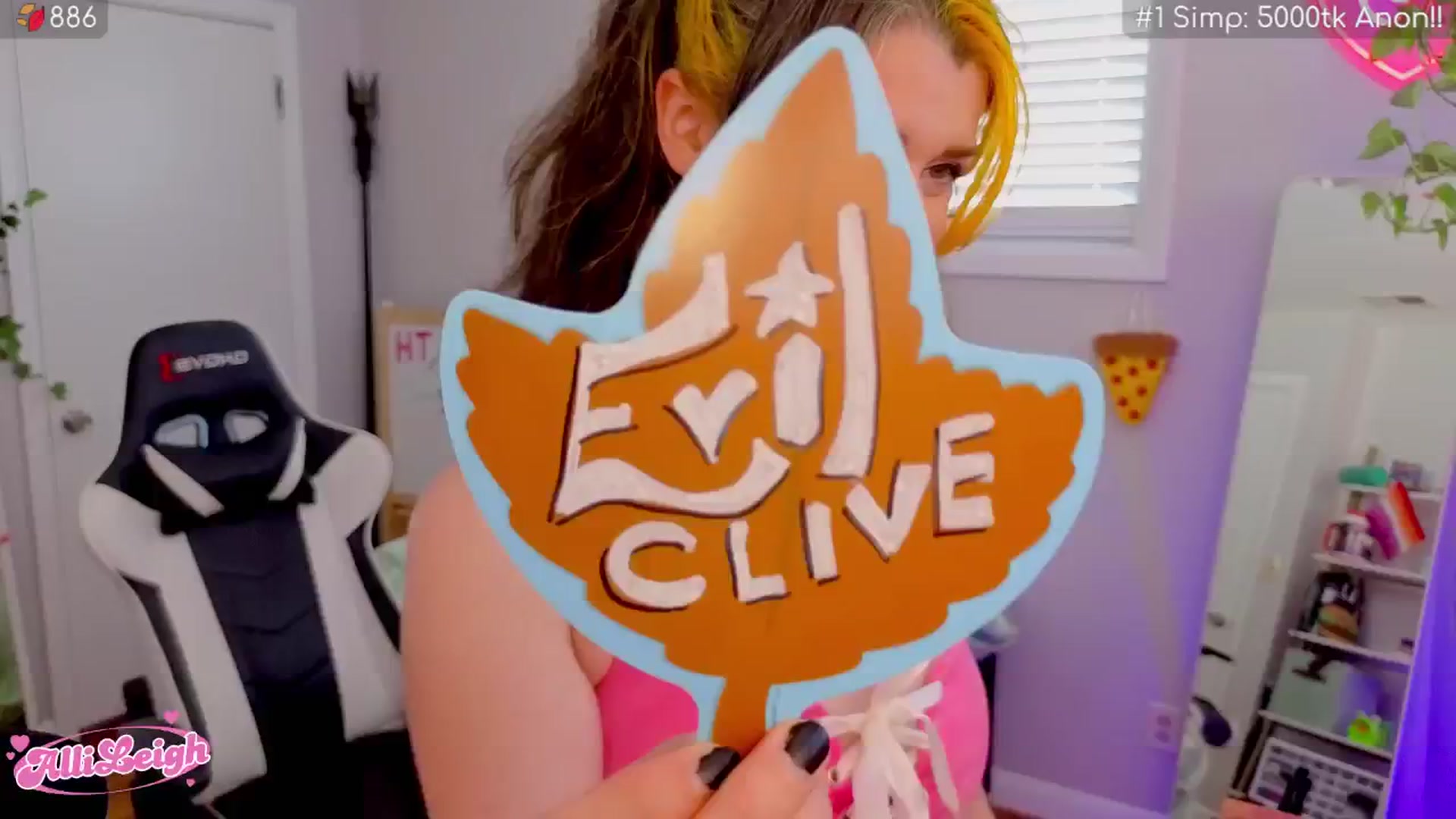 Gallery image thumbnail from alli_leigh's myfreecams stream on, 09/27/2025, 01:10 image 7 of 20