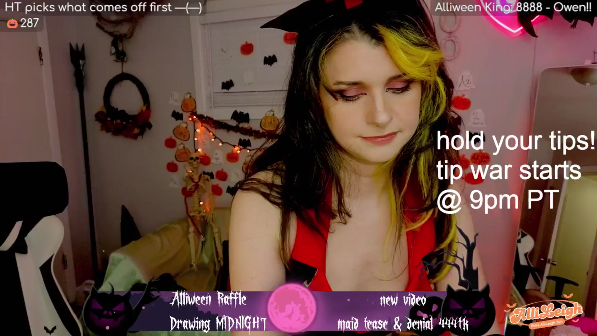 Gallery image thumbnail from alli_leigh's myfreecams stream on, 11/01/2025, 06:20 image 2 of 20