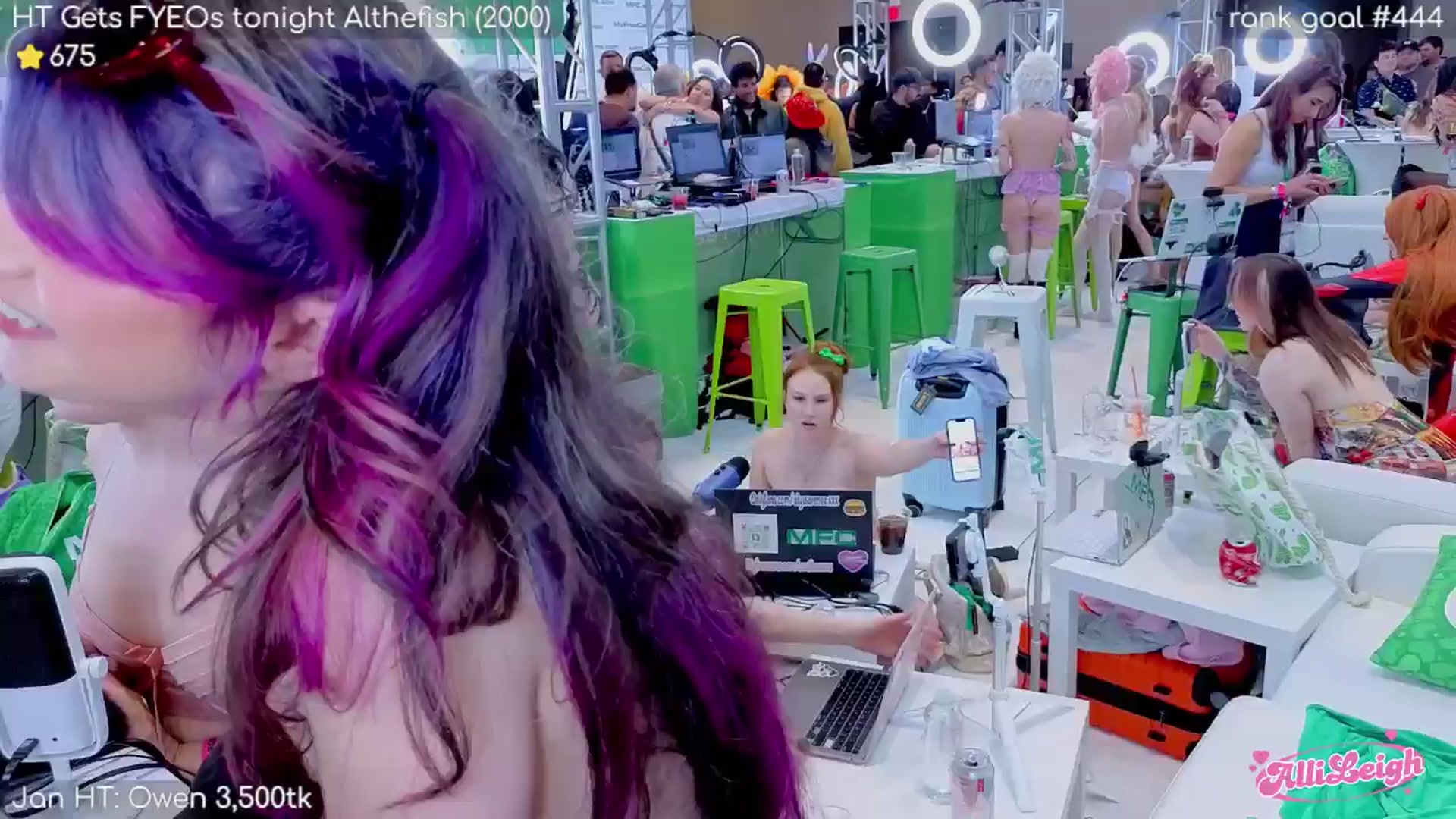 Gallery image thumbnail from alli_leigh's myfreecams stream on, 01/24/2026, 02:57 image 13 of 20
