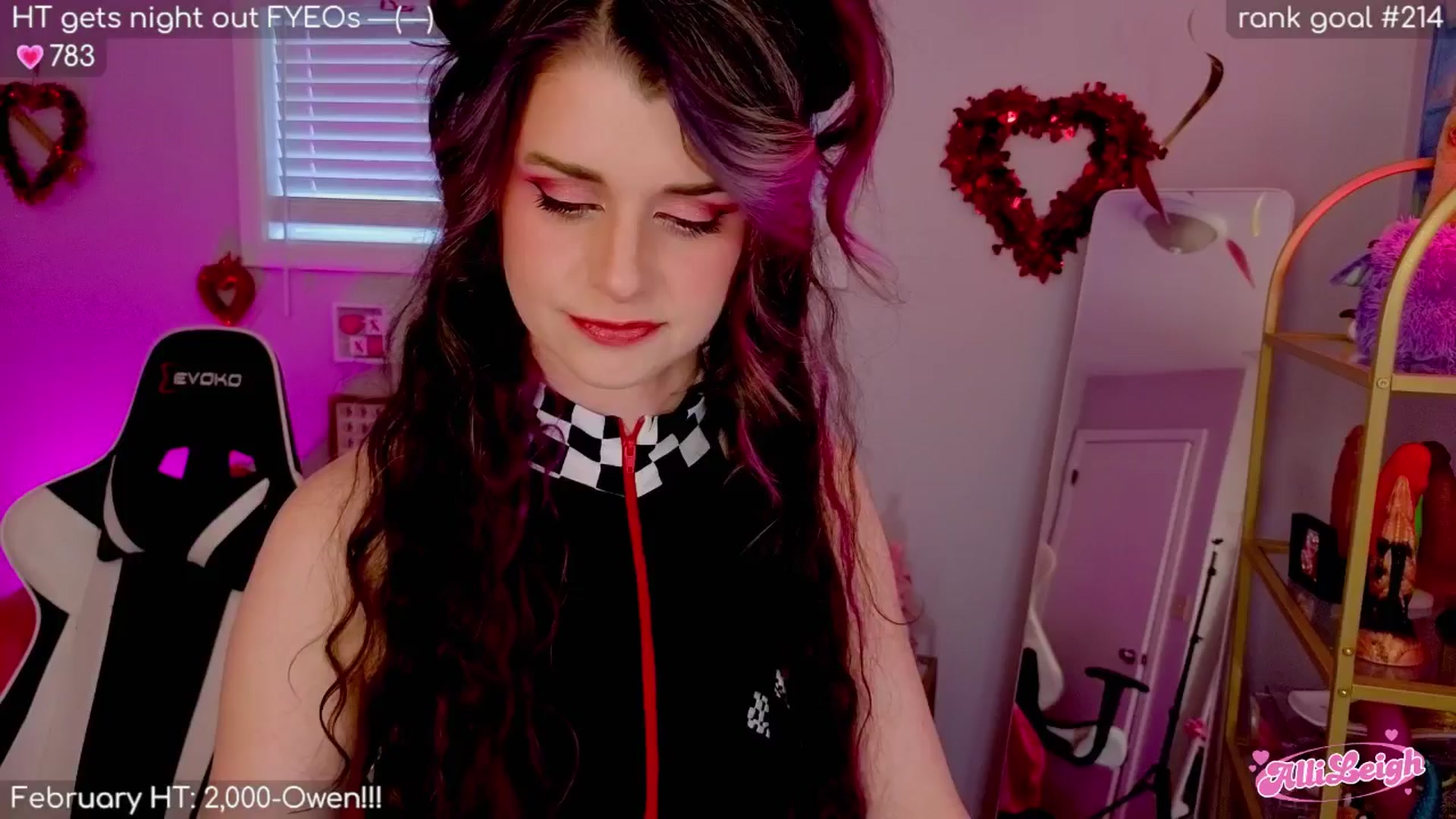 Gallery image thumbnail from alli_leigh's myfreecams stream on, 02/08/2026, 01:21 image 2 of 20