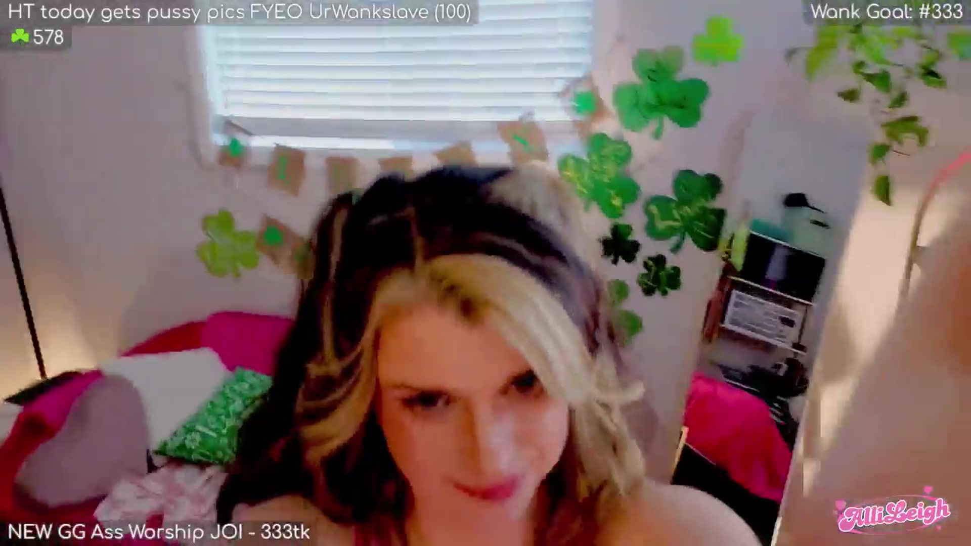 Gallery image thumbnail from alli_leigh's myfreecams stream on, 03/18/2026, 23:36 image 4 of 20