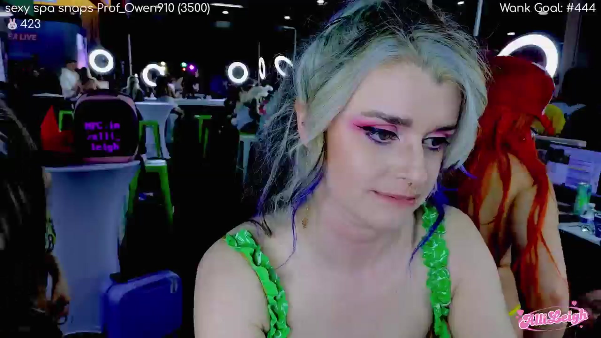 Gallery image thumbnail from alli_leigh's myfreecams stream on, 04/12/2026, 02:27 image 9 of 20