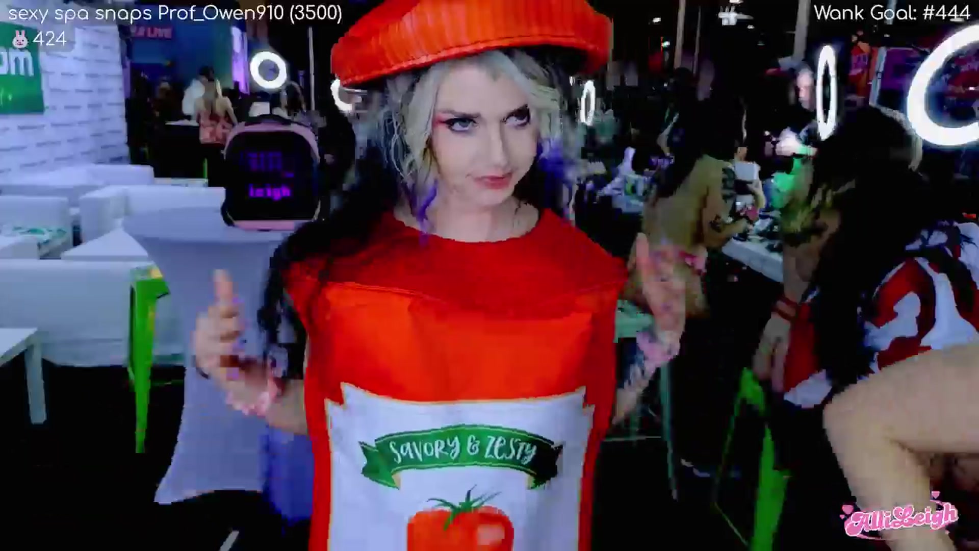 Gallery image thumbnail from alli_leigh's myfreecams stream on, 04/12/2026, 02:27 image 8 of 20