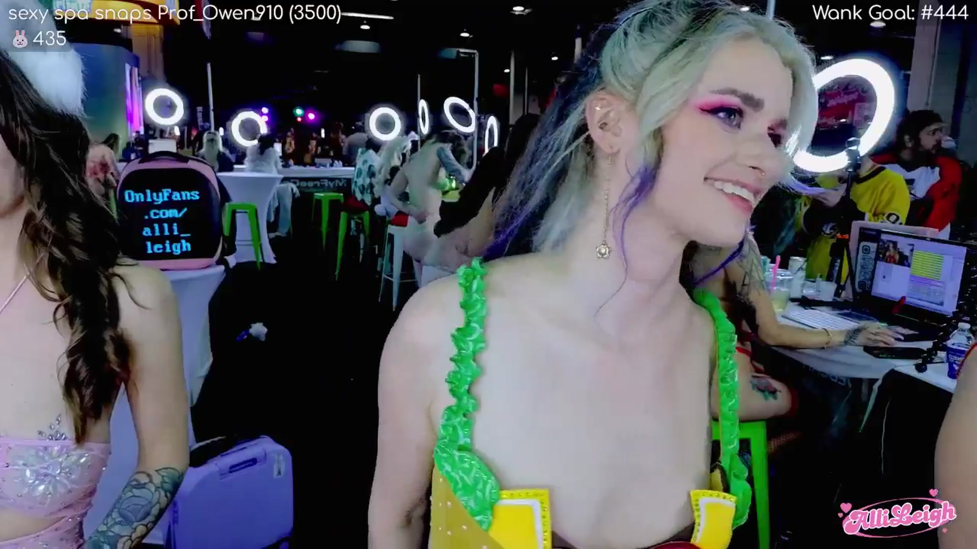 Gallery image thumbnail from alli_leigh's myfreecams stream on, 04/12/2026, 02:27 image 3 of 20