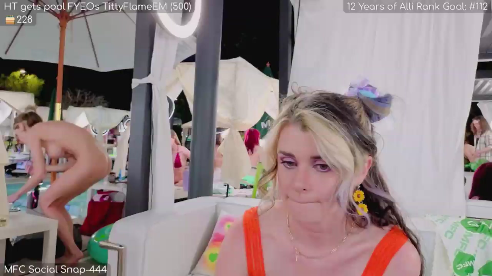 Gallery image thumbnail from alli_leigh's myfreecams stream on, 05/20/2026, 05:59 image 12 of 20
