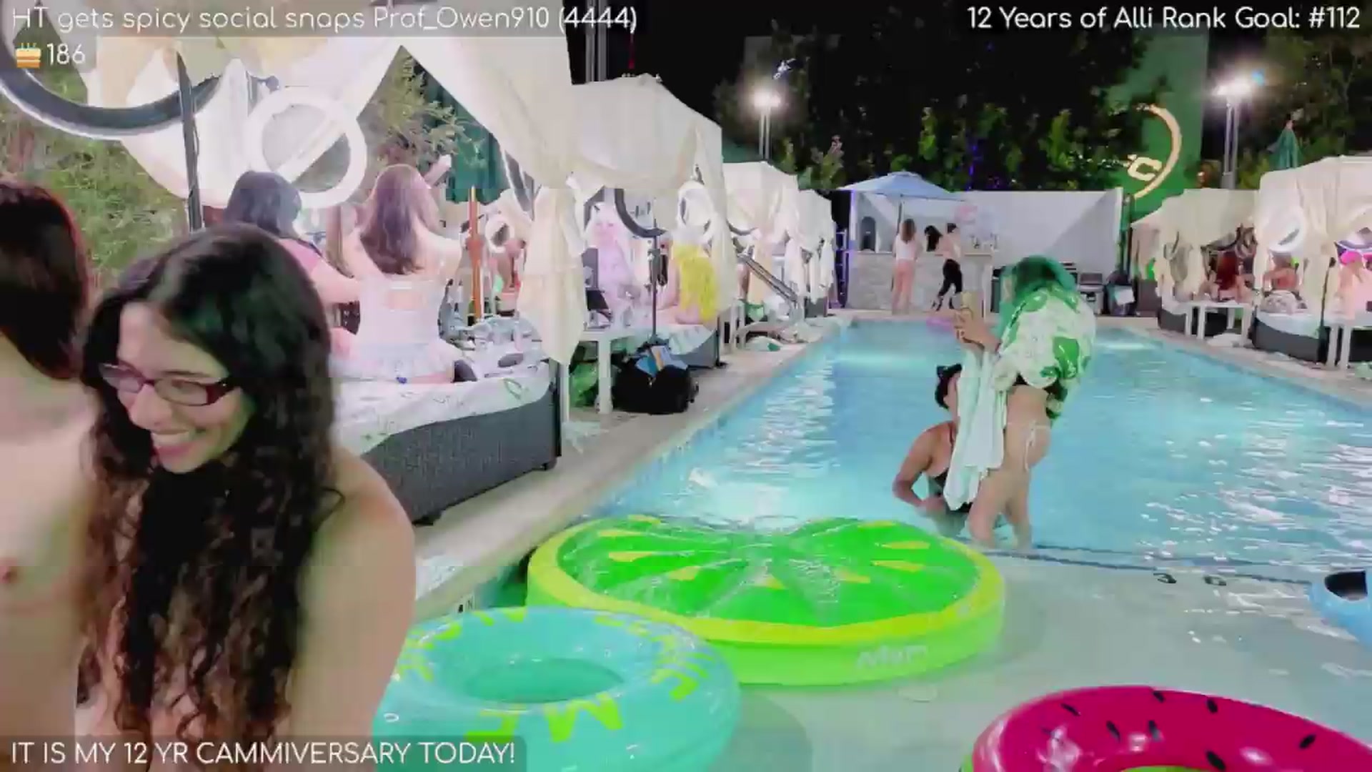 Gallery image thumbnail from alli_leigh's myfreecams stream on, 05/21/2026, 05:59 image 6 of 20