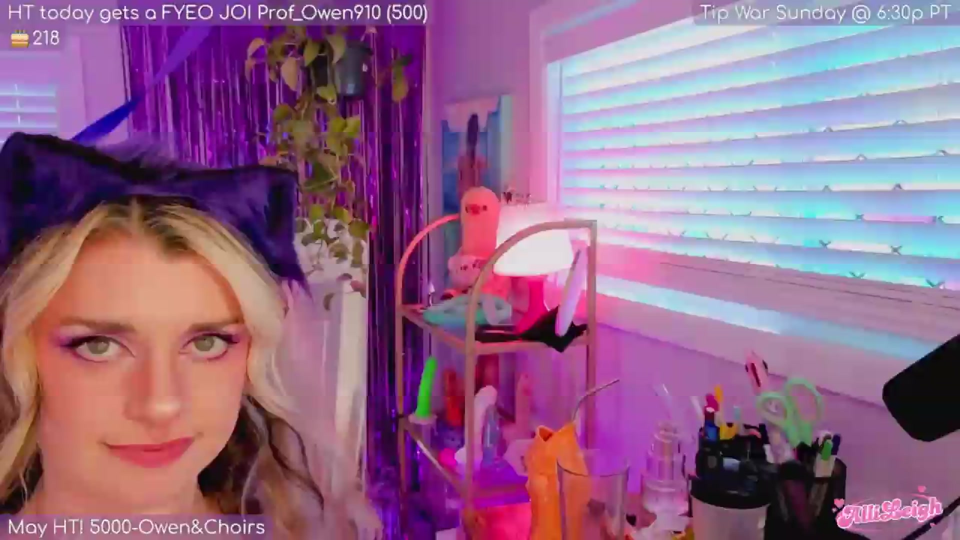 Gallery image thumbnail from alli_leigh's myfreecams stream on, 05/31/2026, 03:27 image 10 of 20