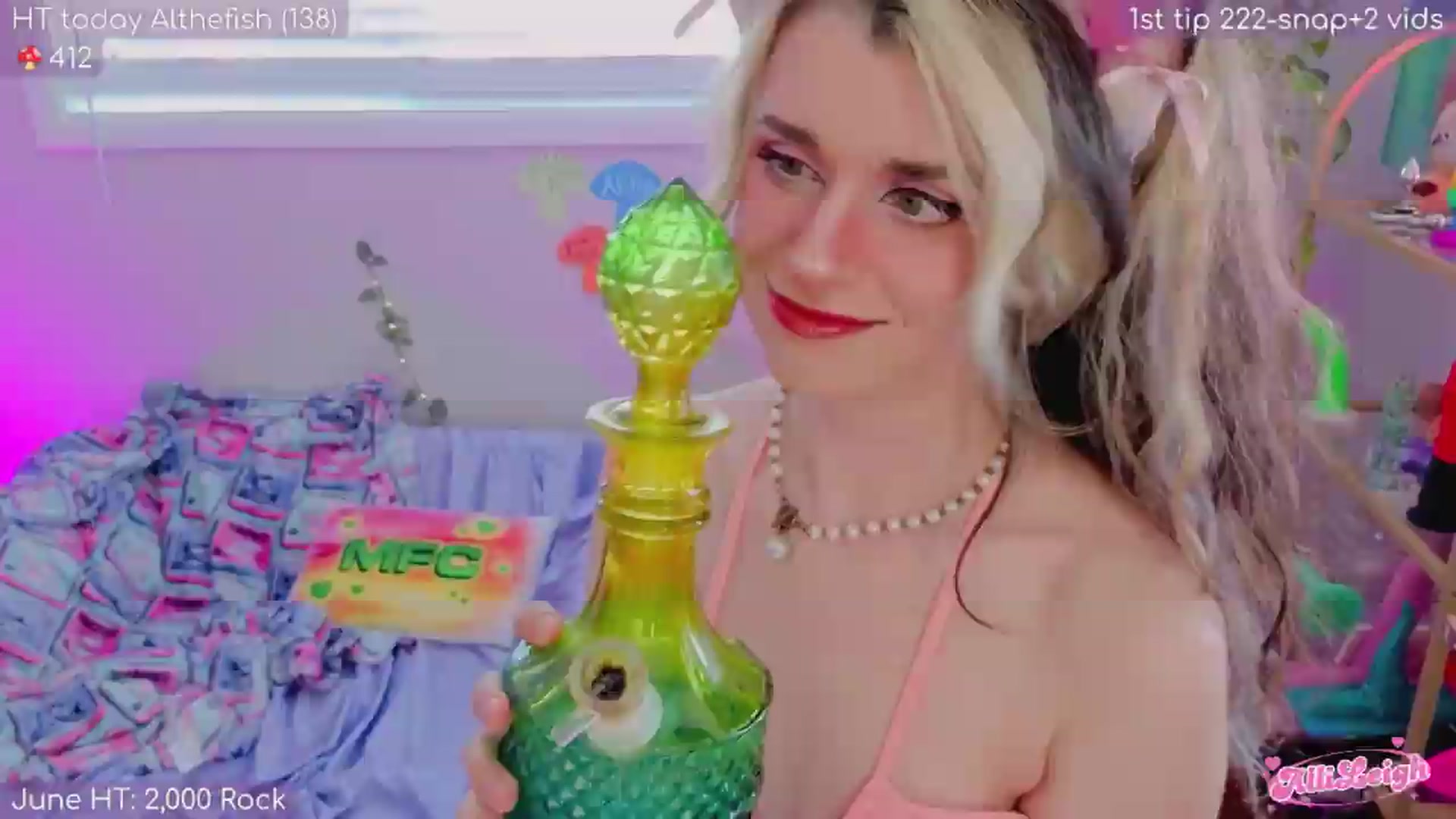 Gallery image thumbnail from alli_leigh's myfreecams stream on, 06/08/2026, 01:48 image 5 of 20