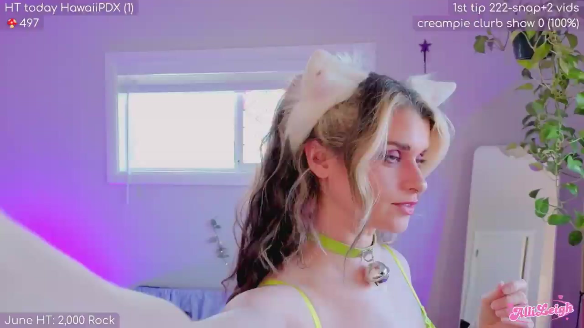 Gallery image thumbnail from alli_leigh's myfreecams stream on, 06/11/2026, 24:00 image 7 of 20